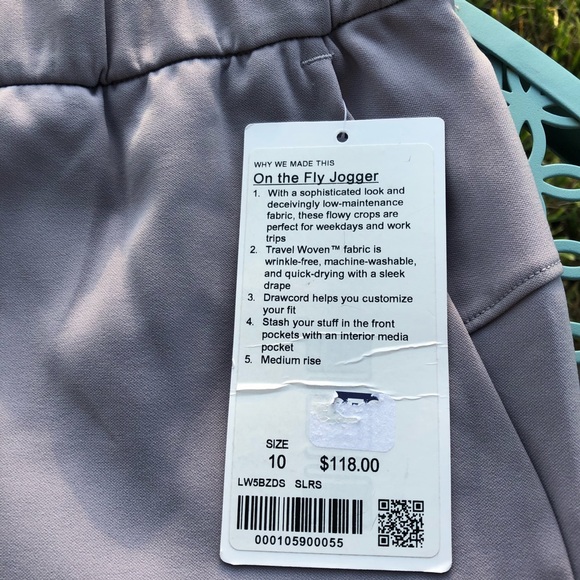 Sold Lululemon On The Fly Jogger Woven - SLRS - Picture 3 of 5